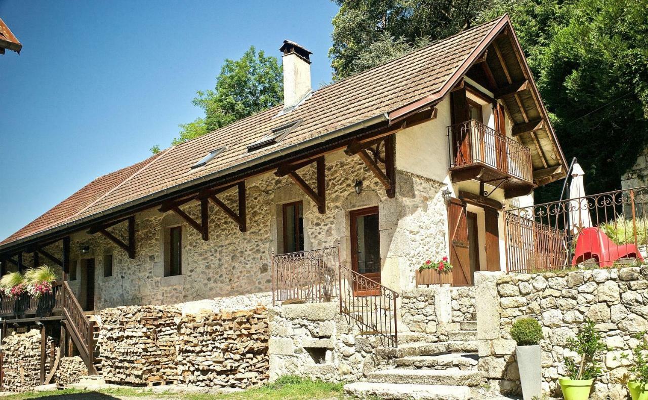 Chambres D'Hotes Des Lodges De La Cascade Yenne ภายนอก รูปภาพ
